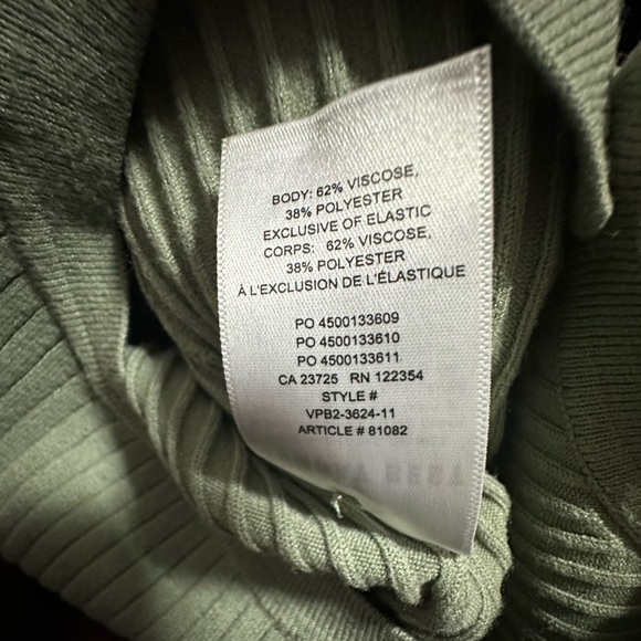 Sunday Best 1/2 Button Up Cropped Ribbed Long Sleeve Top size XXS Pastel Green - Picture 5 of 5